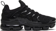 Load image into Gallery viewer, Nike Air VaporMax Plus &#39;Triple Black&#39;
