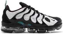 Load image into Gallery viewer, Nike Air VaporMax Plus Griffey Spider Man Catch
