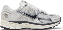 Load image into Gallery viewer, Women&#39;s Nike Air Zoom Vomero 5 &#39;Photon Dust Metallic Silver&#39;
