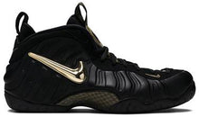 Load image into Gallery viewer, Nike Air Foamposite Pro &#39;Black Metallic Gold&#39;
