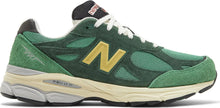 Load image into Gallery viewer, New Balance 990v3 Made in USA Green Yellow
